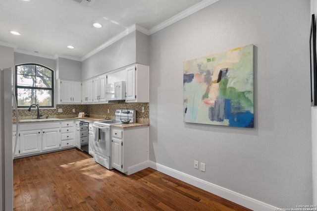100 W El Prado Dr Apt 112, San Antonio, TX 78212