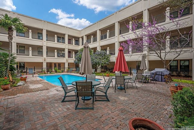 100 W El Prado Dr Apt 112, San Antonio, TX 78212