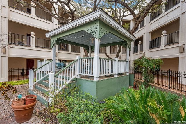 100 W El Prado Dr Apt 112, San Antonio, TX 78212