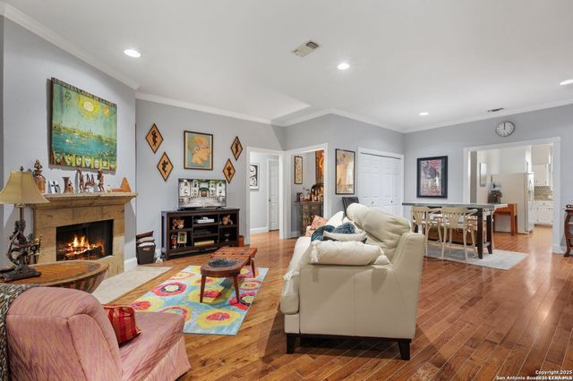 100 W El Prado Dr Apt 112, San Antonio, TX 78212