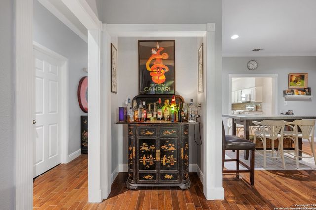 100 W El Prado Dr Apt 112, San Antonio, TX 78212