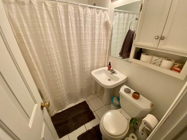 3033 N Racine Avenue 1, Chicago, IL 60657