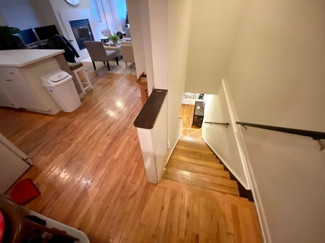 3033 N Racine Avenue 1, Chicago, IL 60657