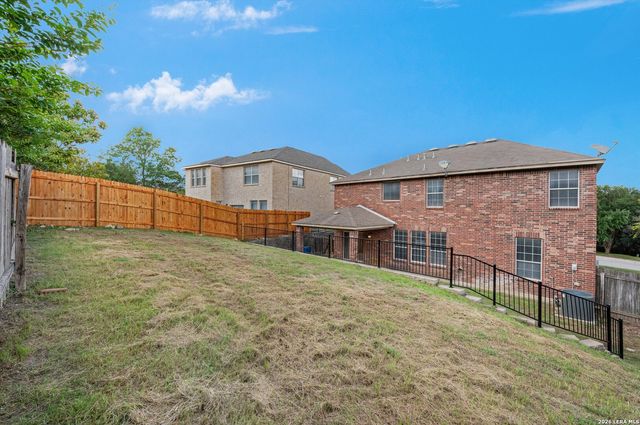 607 Mesa Loop, San Antonio, TX 78258