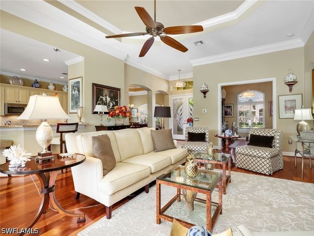 10323 Wishing Stone CT, Bonita Springs, FL 34135