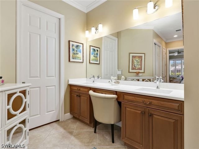 10323 Wishing Stone CT, Bonita Springs, FL 34135