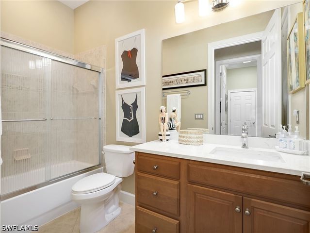 10323 Wishing Stone CT, Bonita Springs, FL 34135