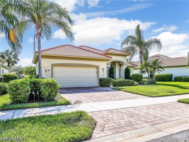 10323 Wishing Stone CT, Bonita Springs, FL 34135