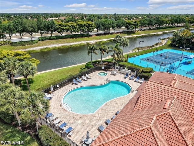 10323 Wishing Stone CT, Bonita Springs, FL 34135