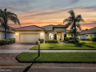 10323 Wishing Stone CT, Bonita Springs, FL 34135
