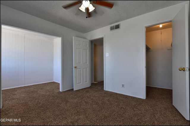 10605 KINROSS Avenue B, El Paso, TX 79935