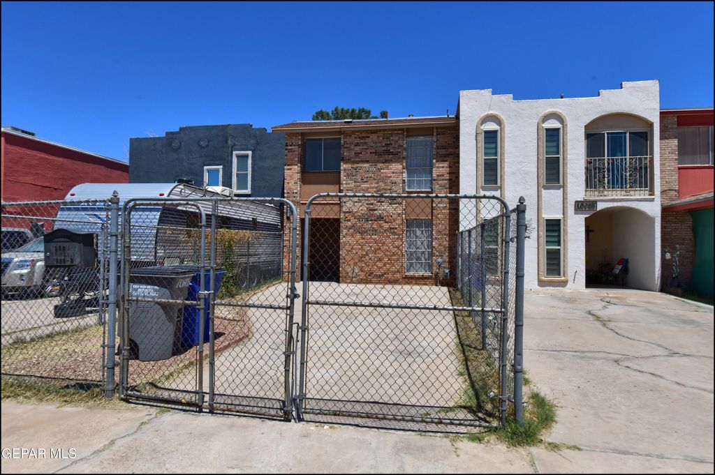 10605 KINROSS Avenue B, El Paso, TX 79935
