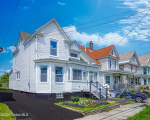1813 Avenue A, Schenectady, NY 12308