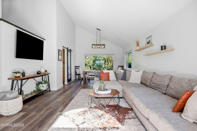 1719 Bougainvillea Drive, Minden, NV 89423