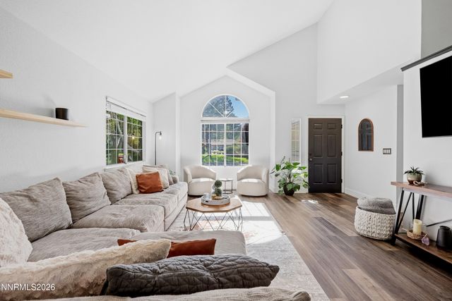 1719 Bougainvillea Drive, Minden, NV 89423