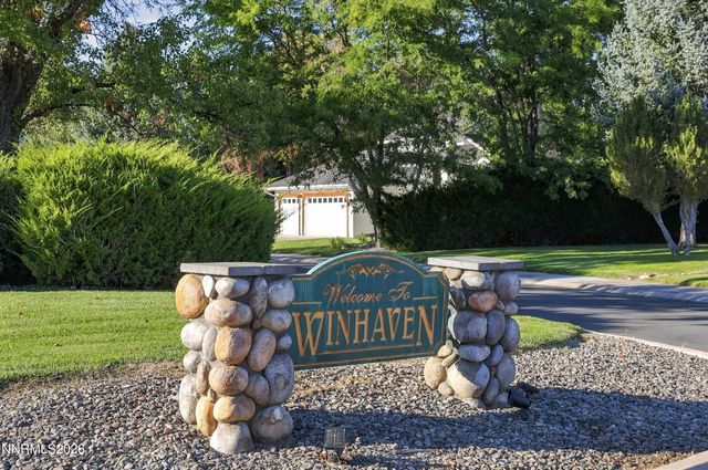 1719 Bougainvillea Drive, Minden, NV 89423