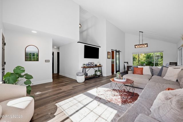 1719 Bougainvillea Drive, Minden, NV 89423