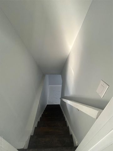 74 Jerusalem Avenue, Massapequa, NY 11758