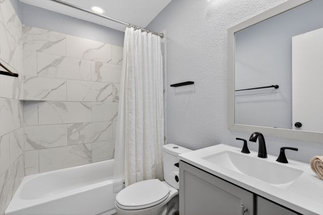 1845 Chisolm Trail, Lewisville, TX 75077