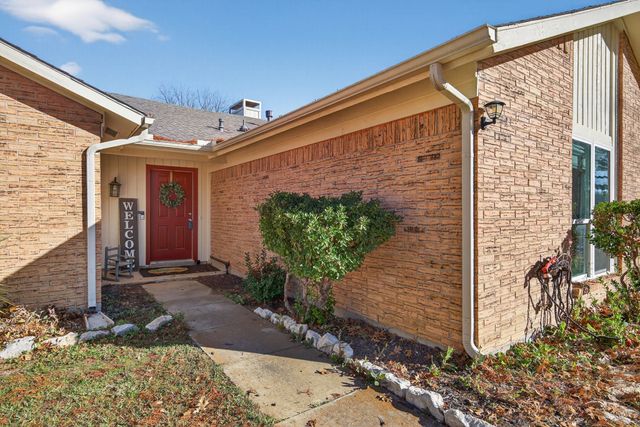 1845 Chisolm Trail, Lewisville, TX 75077