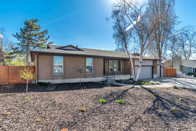 918 E LAZON DR, Sandy, UT 84094