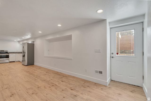 918 E LAZON DR, Sandy, UT 84094