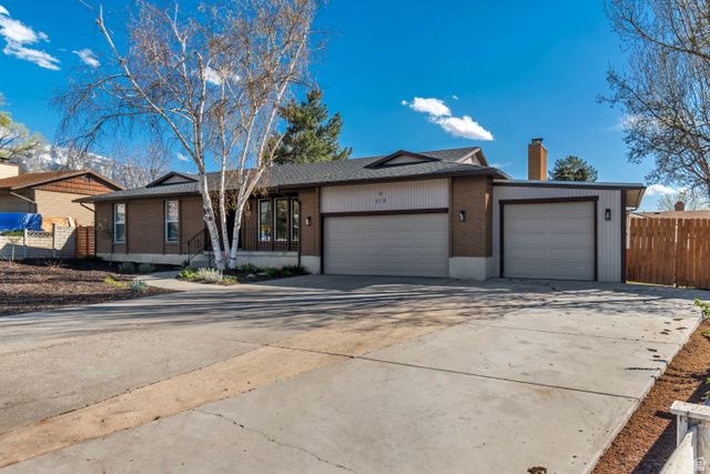 918 E LAZON DR, Sandy, UT 84094