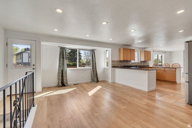 918 E LAZON DR, Sandy, UT 84094