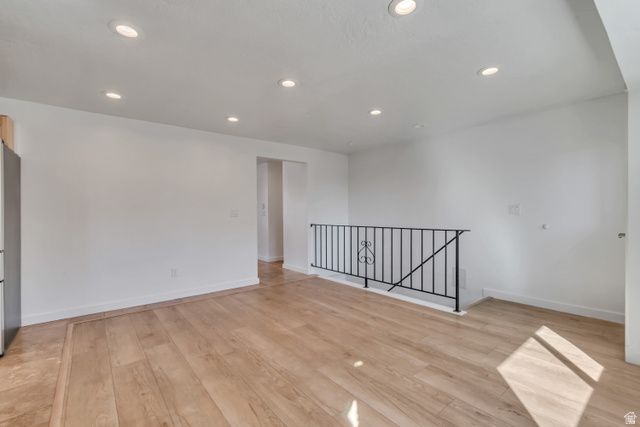 918 E LAZON DR, Sandy, UT 84094