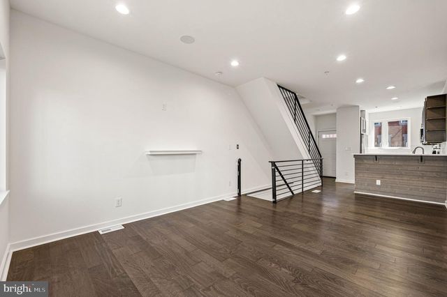 2045 WATKINS ST, Philadelphia, PA 19145