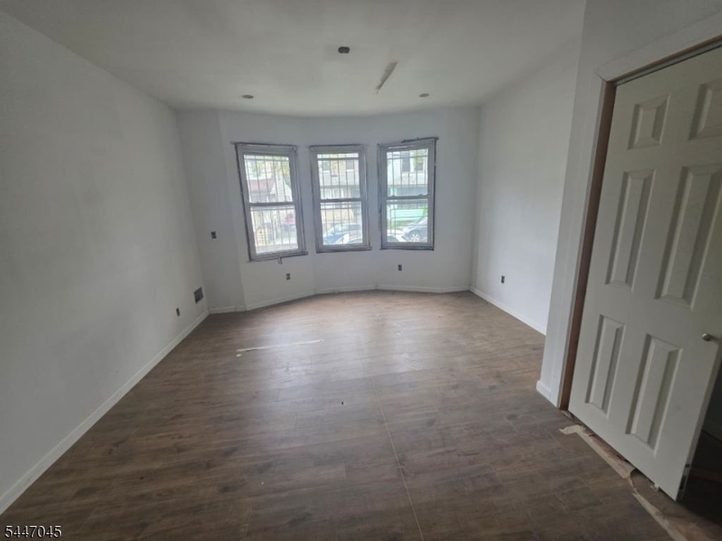 135 Brookside Ave, Irvington Twp., NJ 07111 — photo 5