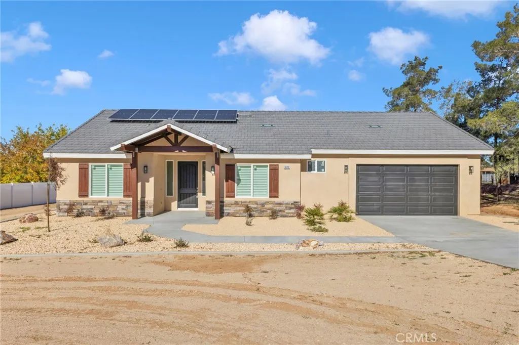 15466 Lone Eagle Street, Victorville, CA 92395