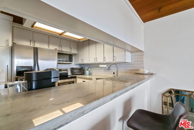 6209 Pacific Avenue 103, Playa Del Rey (los Angeles), CA 90293
