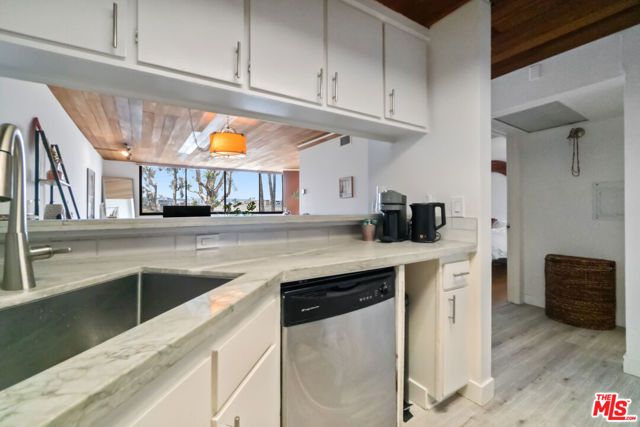 6209 Pacific Avenue 103, Playa Del Rey (los Angeles), CA 90293