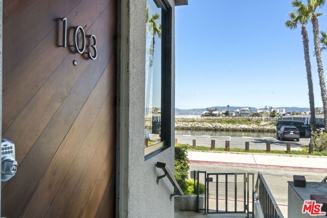 6209 Pacific Avenue 103, Playa Del Rey (los Angeles), CA 90293