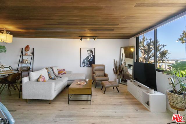 6209 Pacific Avenue 103, Playa Del Rey (los Angeles), CA 90293
