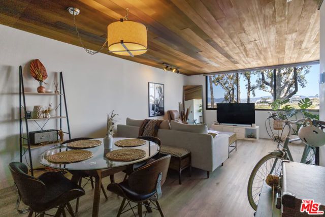 6209 Pacific Avenue 103, Playa Del Rey (los Angeles), CA 90293