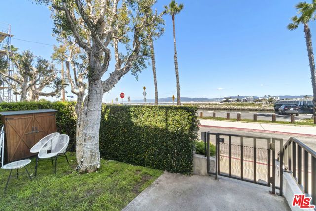 6209 Pacific Avenue 103, Playa Del Rey (los Angeles), CA 90293