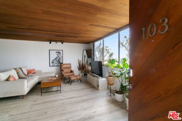 6209 Pacific Avenue 103, Playa Del Rey (los Angeles), CA 90293