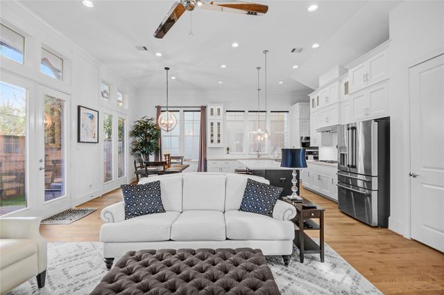 3426 Timbergrove Heights Street, Houston, TX 77008