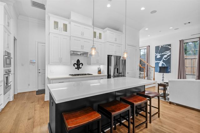 3426 Timbergrove Heights Street, Houston, TX 77008