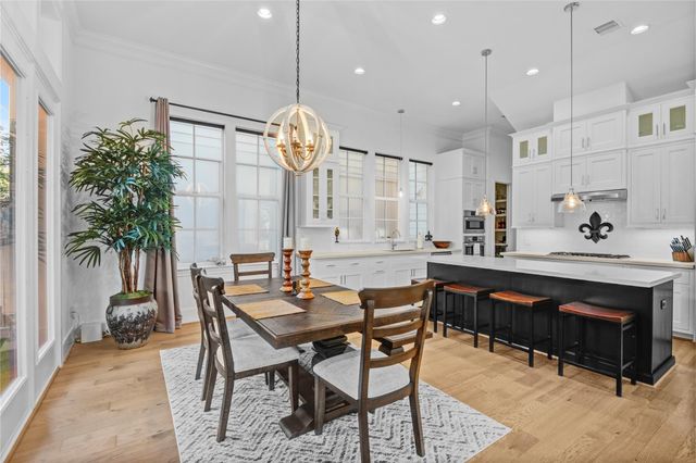 3426 Timbergrove Heights Street, Houston, TX 77008