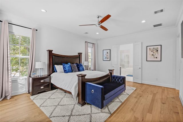 3426 Timbergrove Heights Street, Houston, TX 77008