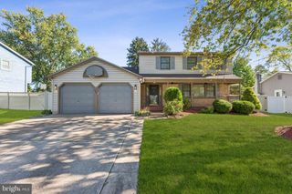 628 CHATHAM RD, Somerdale, NJ 08083