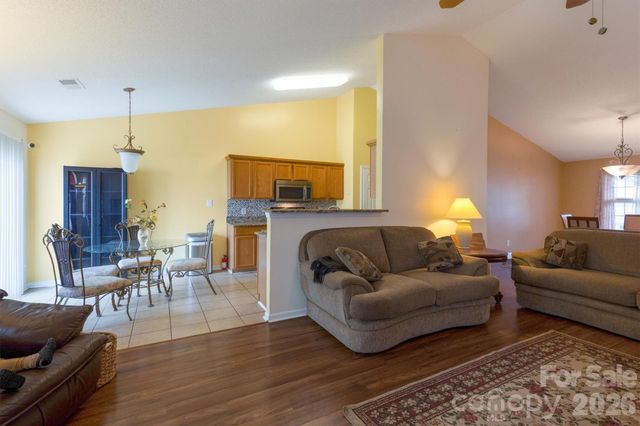 9704 Aventide Lane, Charlotte, NC 28215