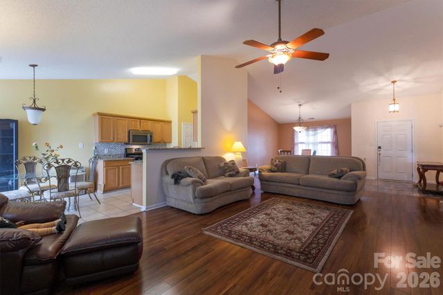 9704 Aventide Lane, Charlotte, NC 28215
