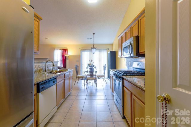 9704 Aventide Lane, Charlotte, NC 28215