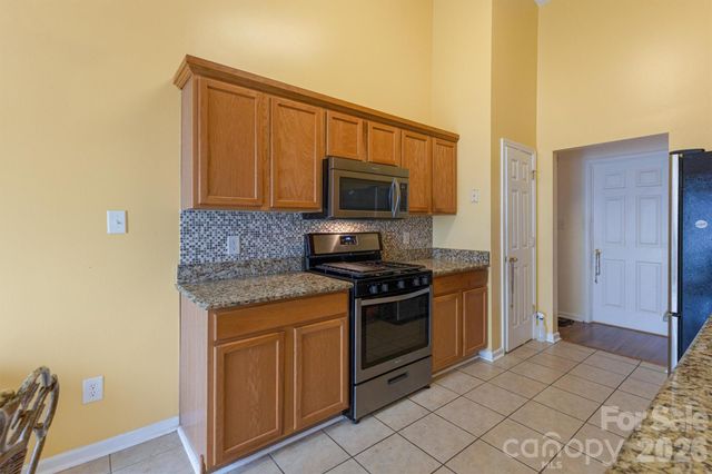 9704 Aventide Lane, Charlotte, NC 28215