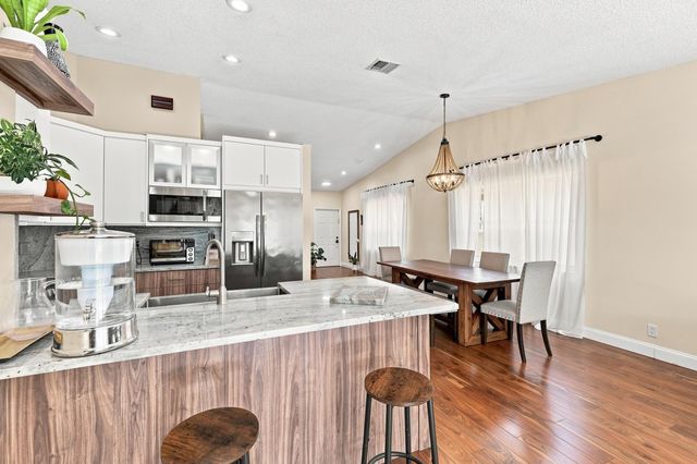 4344 NW 1st Street, Deerfield Beach, FL 33442