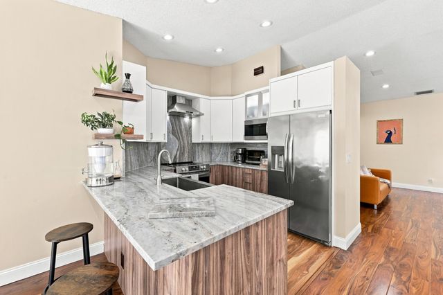 4344 NW 1st Street, Deerfield Beach, FL 33442